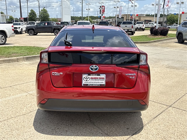 2022 Toyota Prius L photo 4