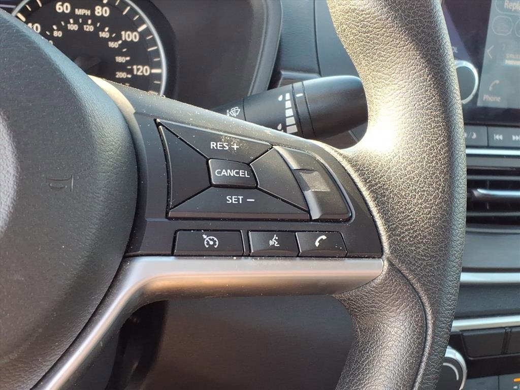 2023 Nissan Altima 2.5 SV photo 21