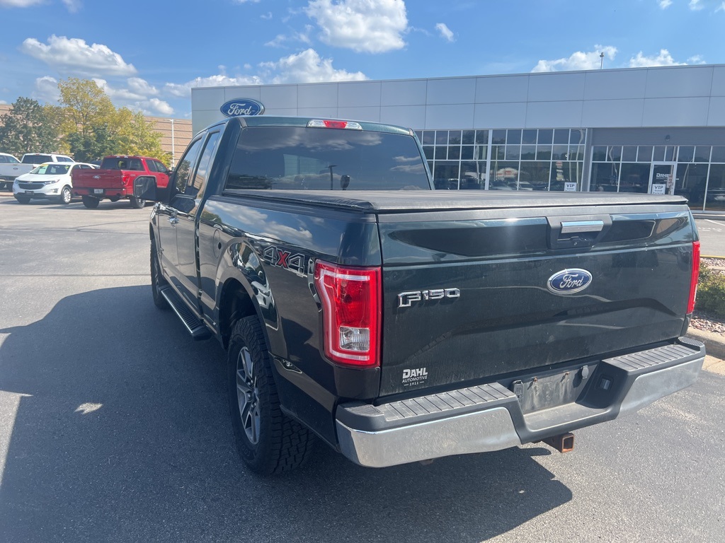 2015 Ford F-150 XLT photo 9