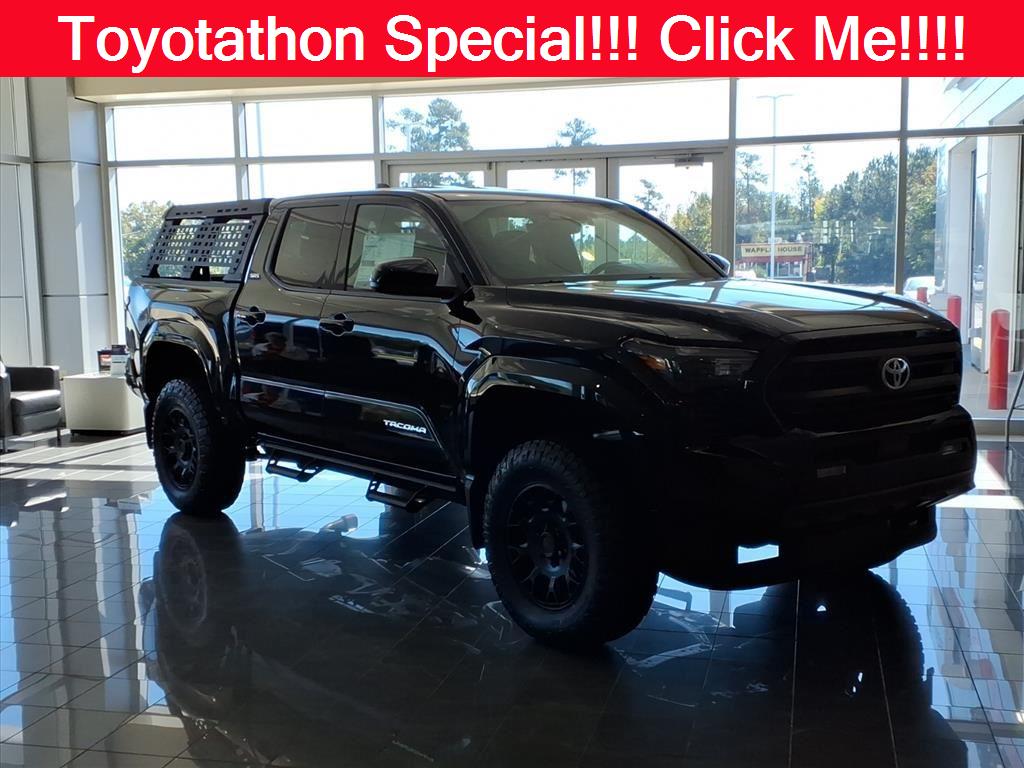 2025 Toyota Tacoma SR5's photo