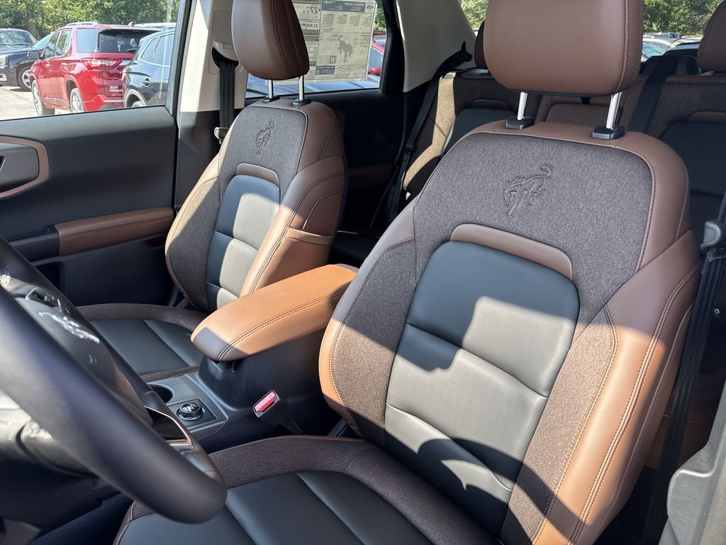 2025 Ford Bronco Sport Outer Banks photo 19