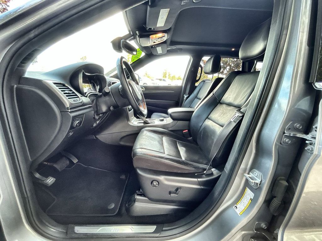 2019 Jeep Grand Cherokee Limited photo 15