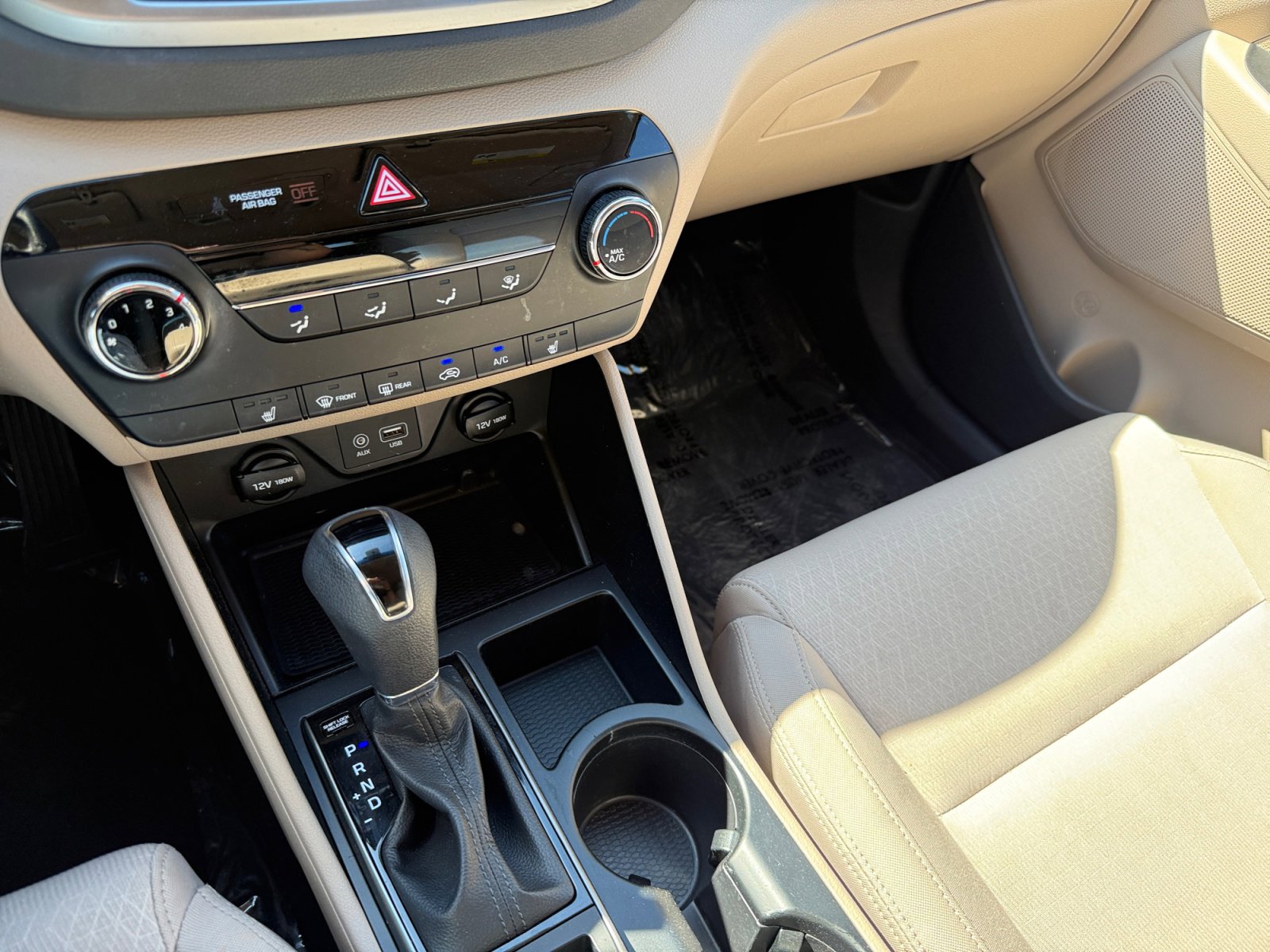 2018 Hyundai Tucson SEL photo 12