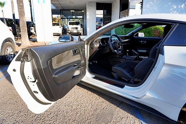 Used 2017 White Ford Shelby GT350 image 46