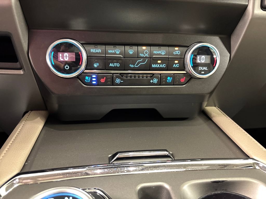 2021 Ford Expedition XLT MAX photo 40