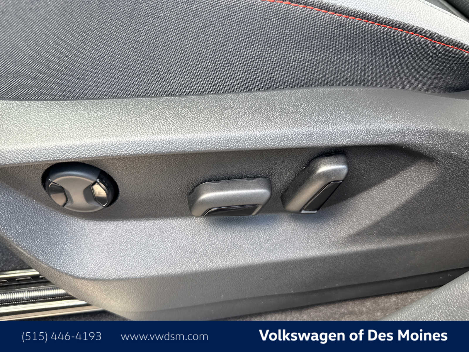 2025 Volkswagen Atlas Peak Edition SE photo 22