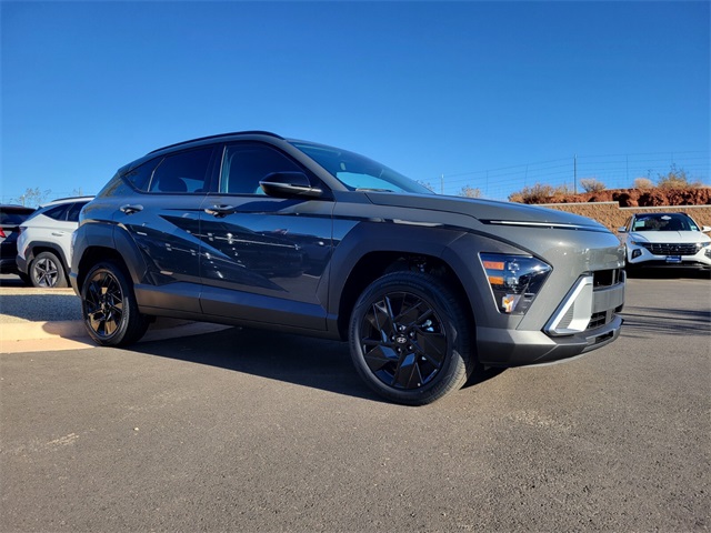 2026 Hyundai Kona SEL photo 2