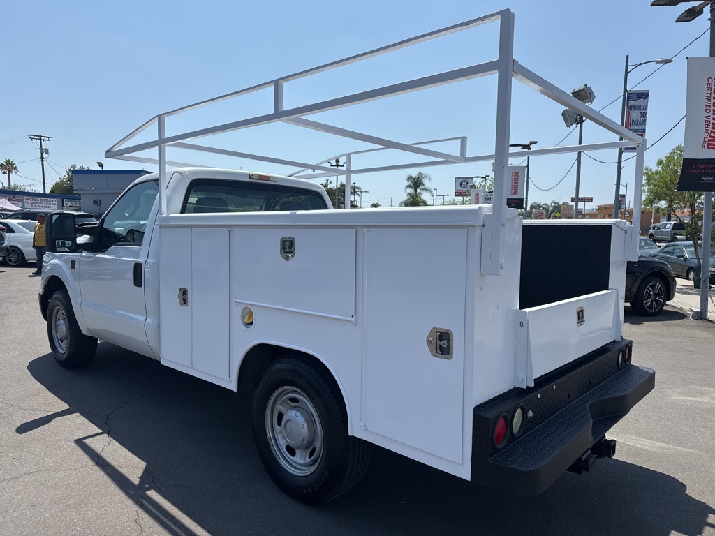 2013 Ford F-250 photo 3