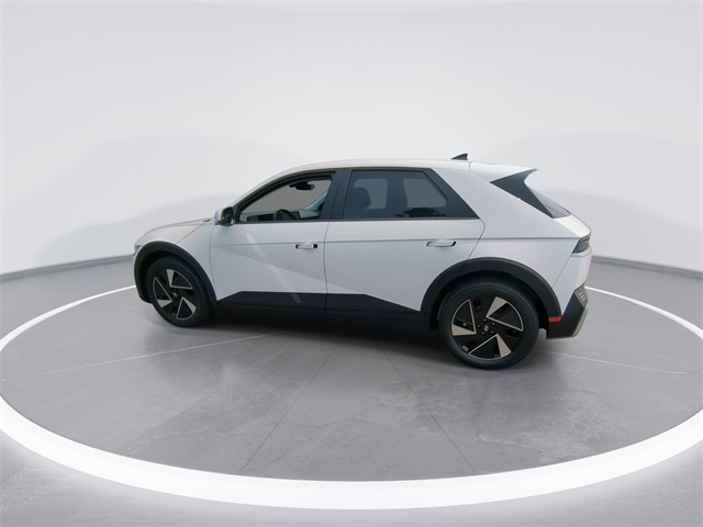 2025 Hyundai Ioniq 5 SE Standard Range photo 3