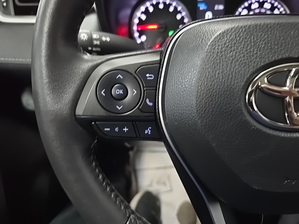 2022 Toyota RAV4 XLE photo 20