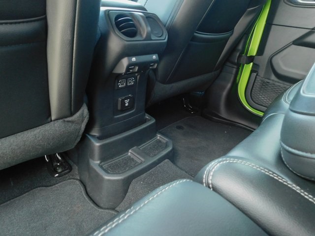 2021 Jeep Wrangler Unlimited Sahara photo 15