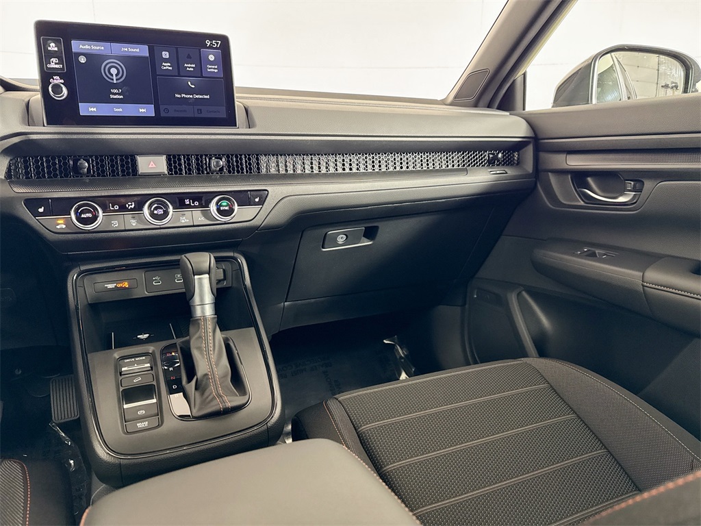 2026 Honda CR-V Hybrid photo 8