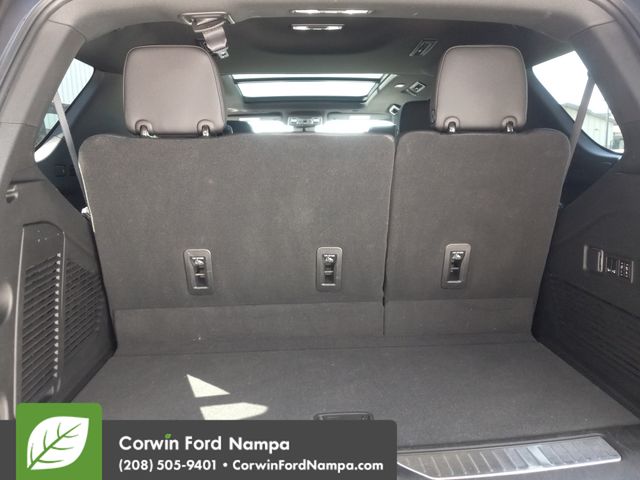 Used 2023 Green Chevrolet High Country image 35