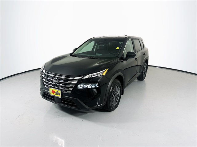 2025 Nissan Rogue S photo 4
