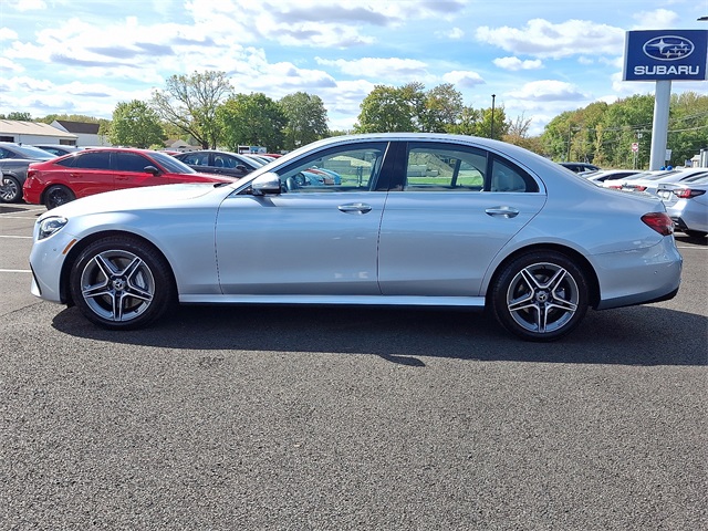 2021 Mercedes Benz E 350 4MATIC photo 4