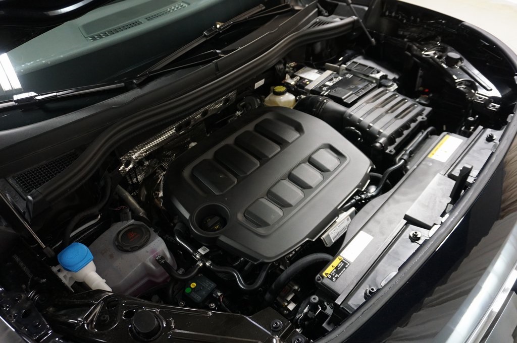 2025 Volkswagen Tiguan SE photo 26