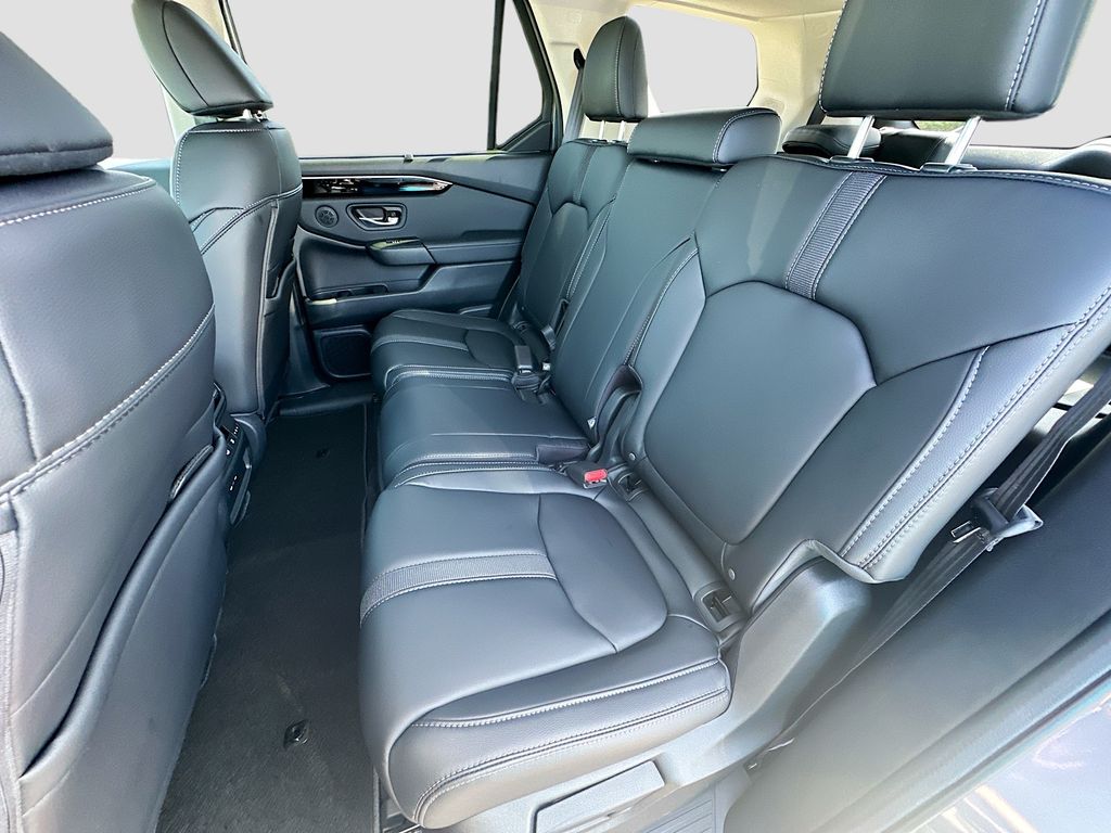 2025 Honda Pilot Touring photo 15