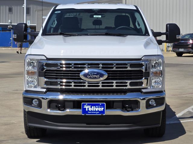 2026 Ford F-250 XLT photo 3