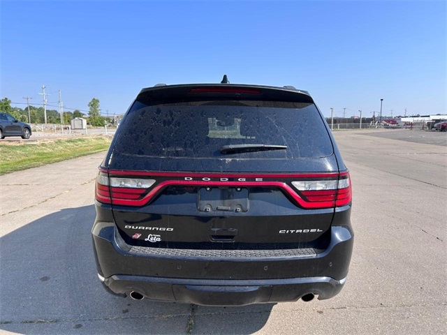 2022 Dodge Durango Citadel photo 3