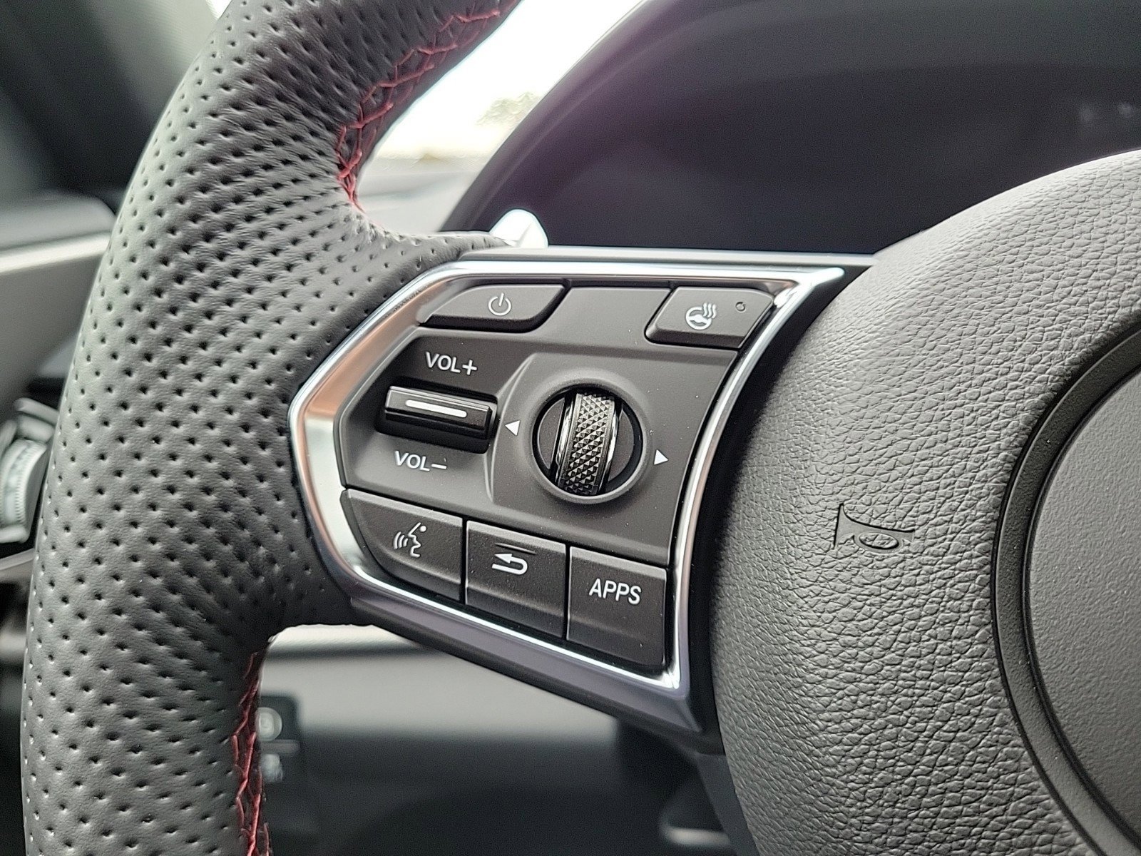 2025 Acura RDX A-Spec Advance photo 13