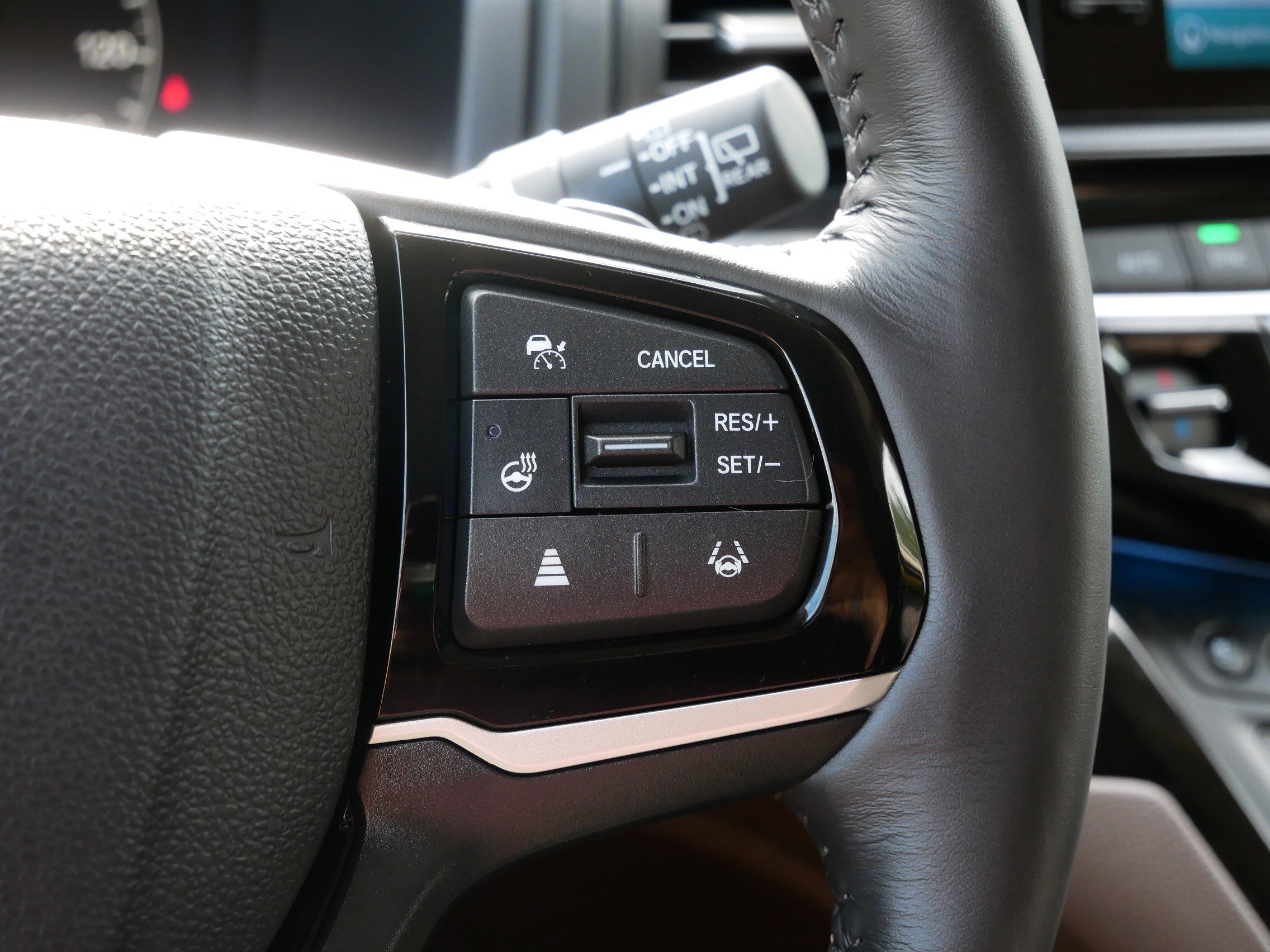 2025 Honda Odyssey Elite photo 29