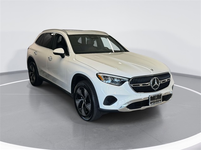 2024 Mercedes Benz GLC 300 4MATIC photo 2