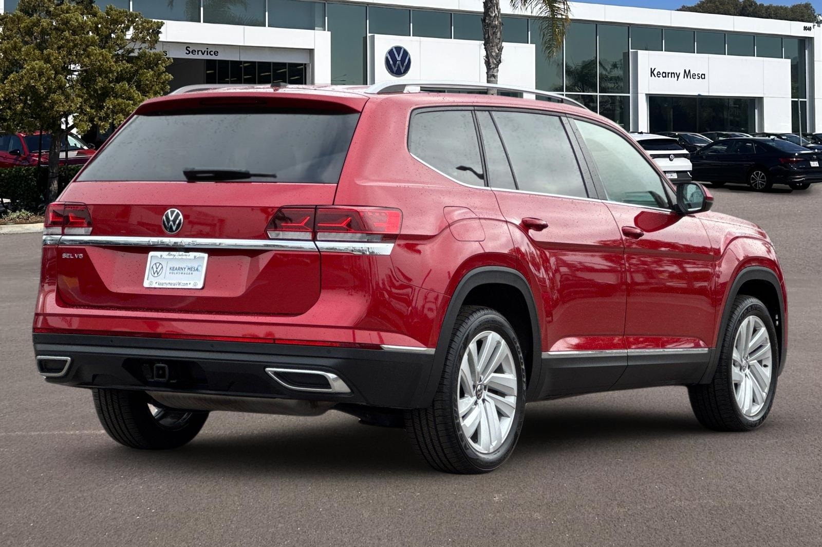 2021 Volkswagen Atlas SEL photo 4