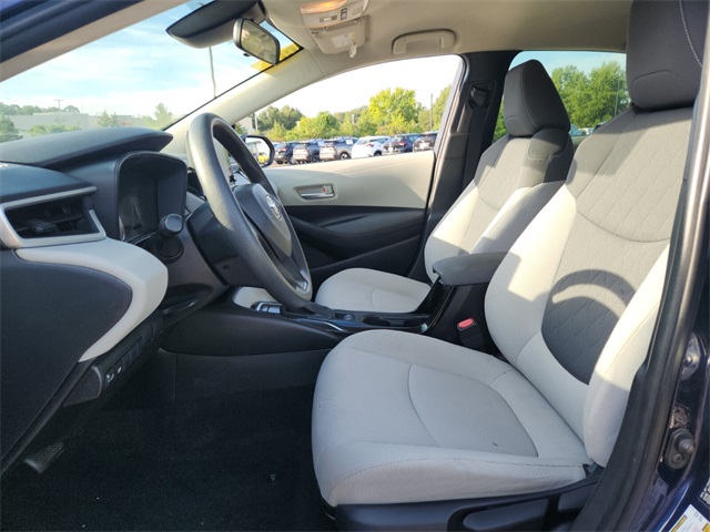 2020 Toyota Corolla LE photo 9
