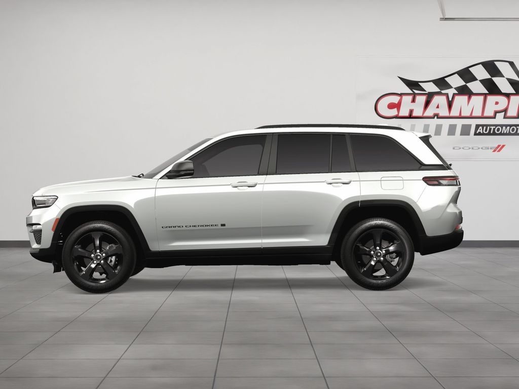 2025 Jeep Grand Cherokee Limited photo 3