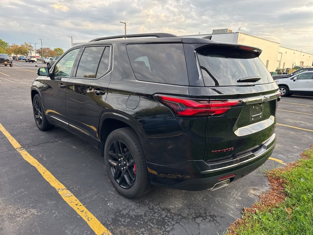 2023 Chevrolet Traverse Premier photo 4