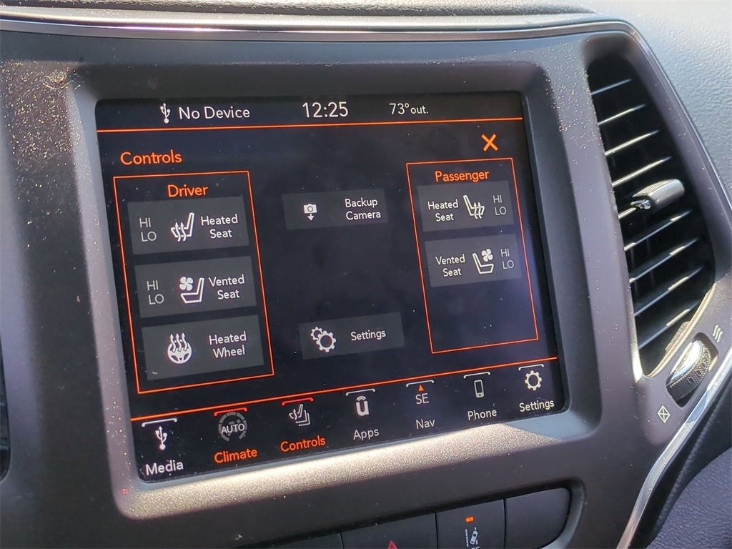 2022 Jeep Cherokee Trailhawk photo 28