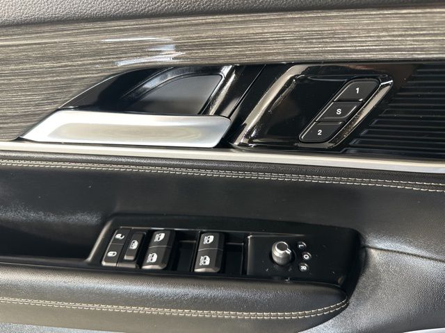 2022 Jeep Wagoneer Series II photo 19