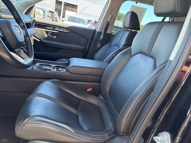 2023 Honda Pilot Touring photo 9