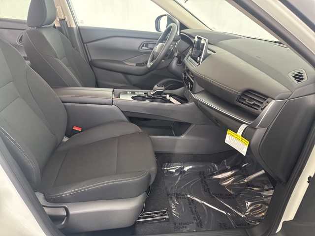 2026 Nissan Rogue S photo 23