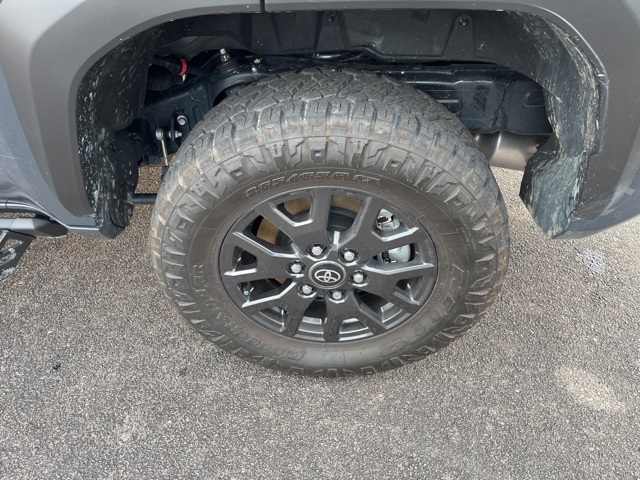 2025 Toyota 4Runner SR5 photo 31