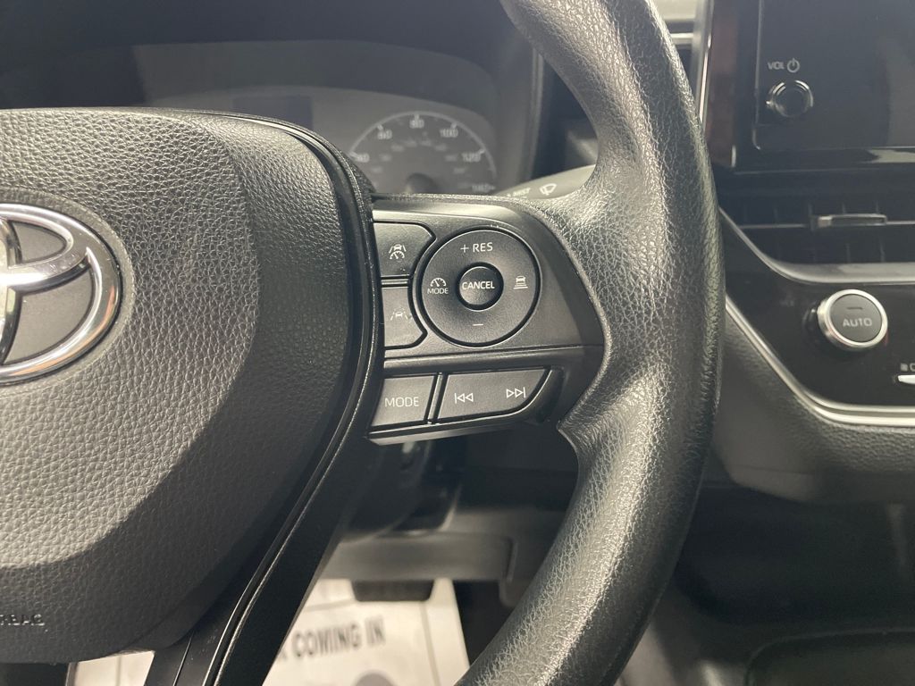 2024 Toyota Corolla LE photo 14
