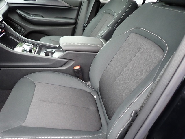 2025 Jeep Grand Cherokee Laredo X photo 10