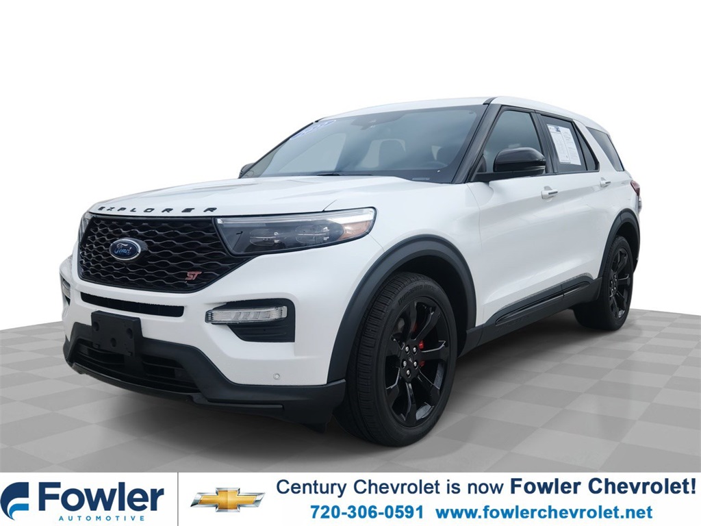 2022 Ford Explorer ST's photo