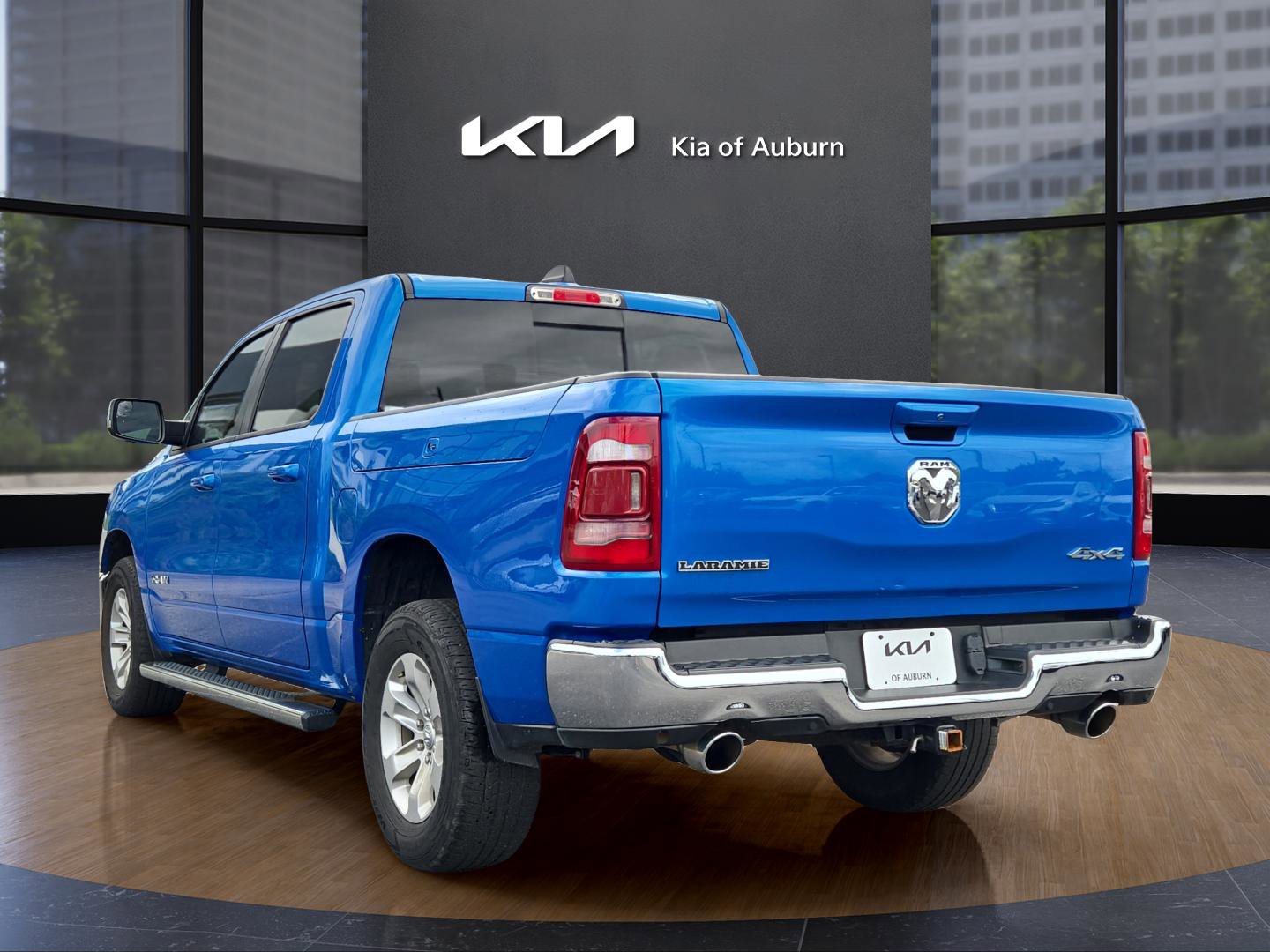2023 Ram 1500 Laramie photo 9