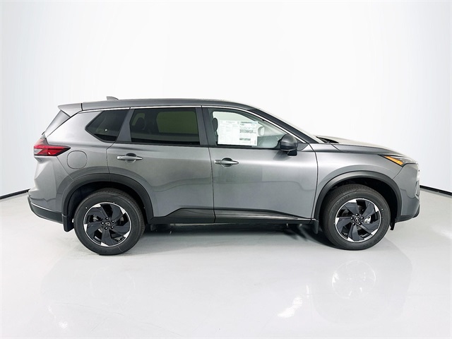 2024 Nissan Rogue SV photo 6