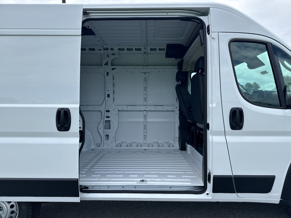 2025 Ram ProMaster 1500 photo 11