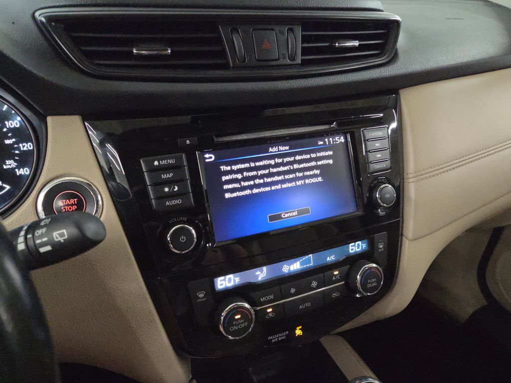 2018 Nissan Rogue SL photo 18