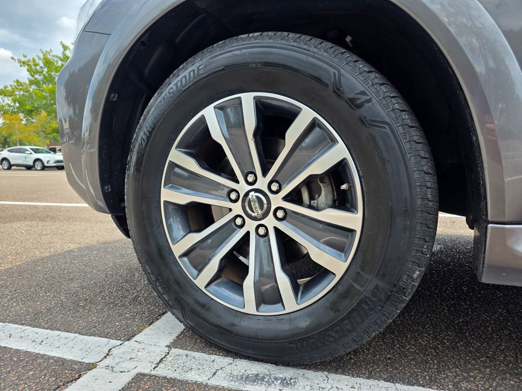 2020 Nissan Armada SL photo 32