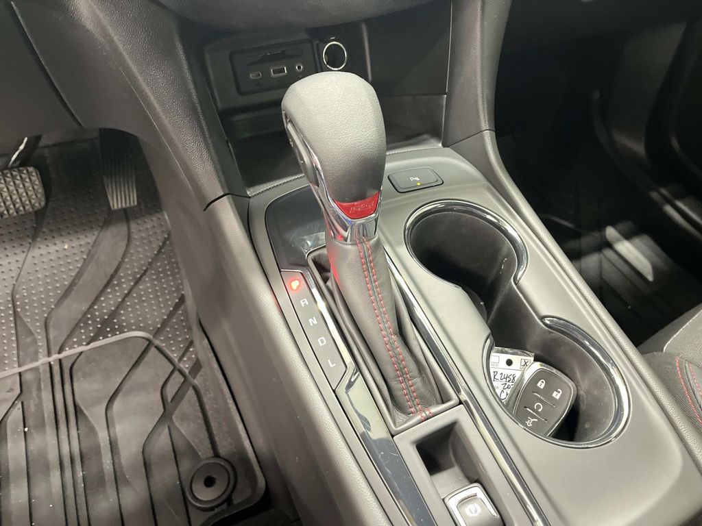 2023 Chevrolet Equinox RS photo 25