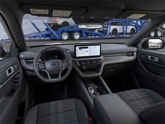 2025 Ford Explorer ST-Line photo 9