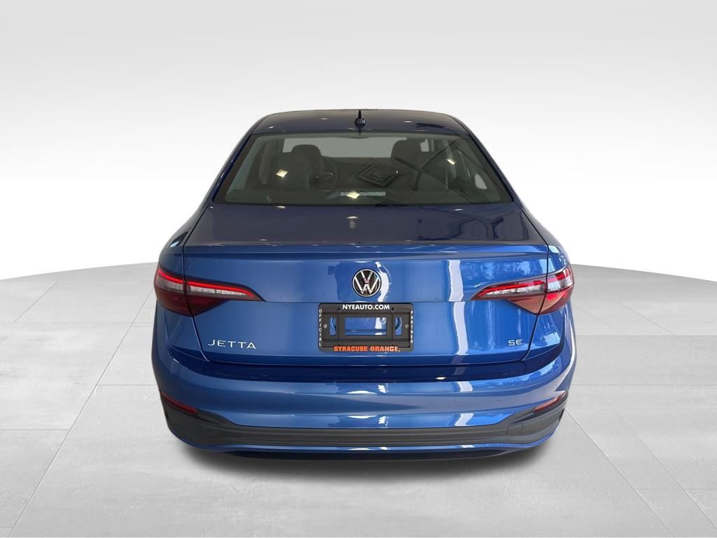 2024 Volkswagen Jetta 1.5T SE photo 4