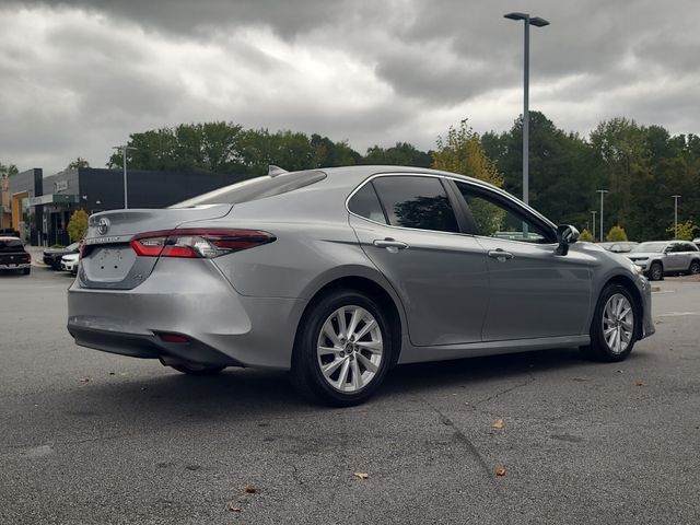 2023 Toyota Camry LE photo 2