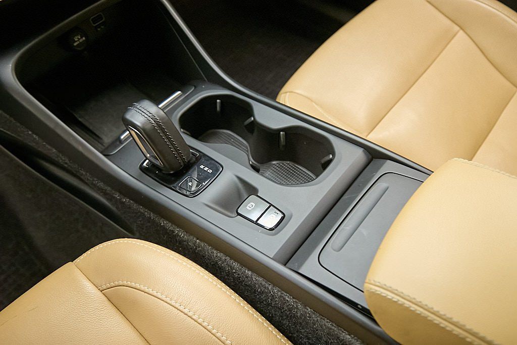 2019 VOLVO XC40 - Image 18