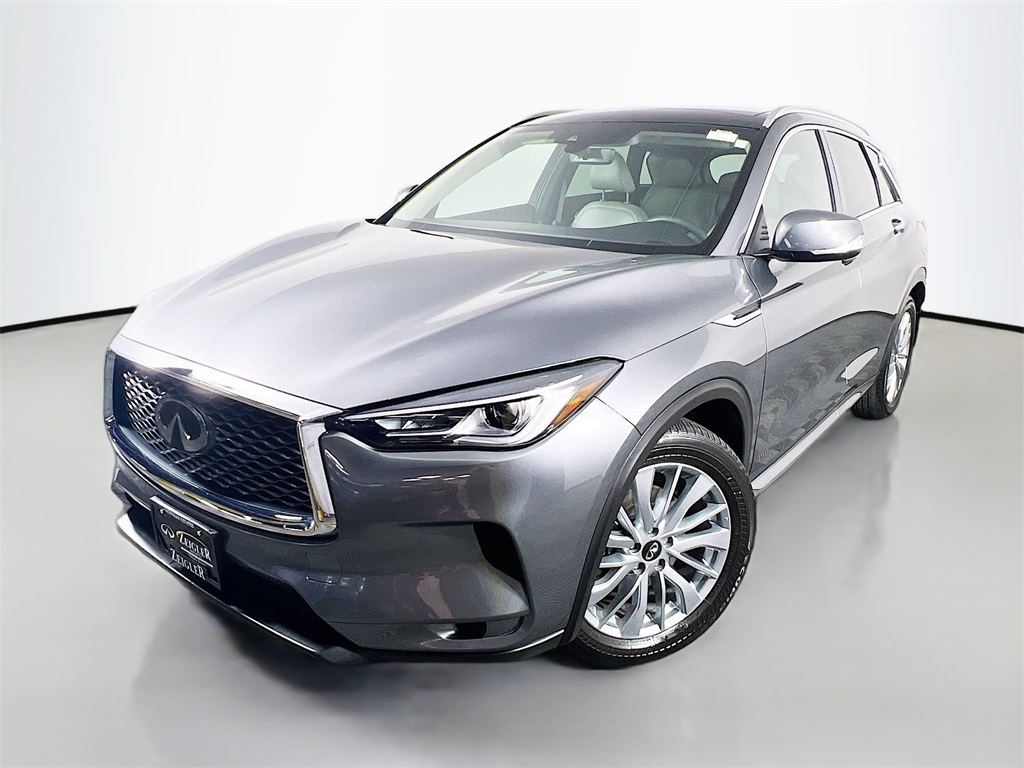 2025 Infiniti QX50 Luxe photo 4