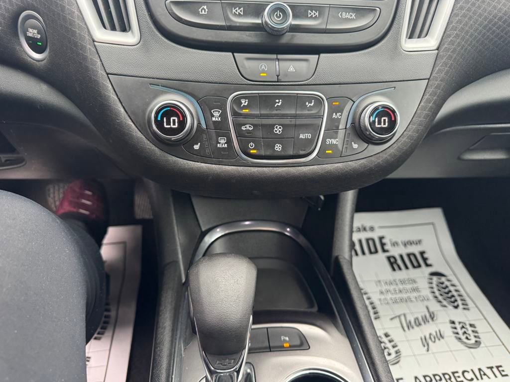2023 Chevrolet Malibu 1LT photo 18